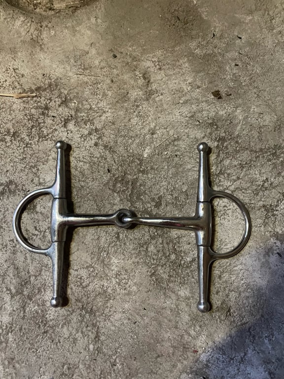 2 delat bett med parerstänger 