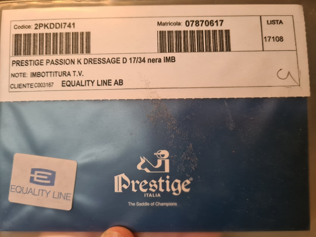 Svart sadel Prestige Passion - bild 3