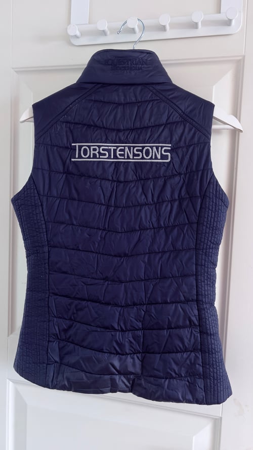 Mörkblå torstensons väst från Equestrian Stockholm 