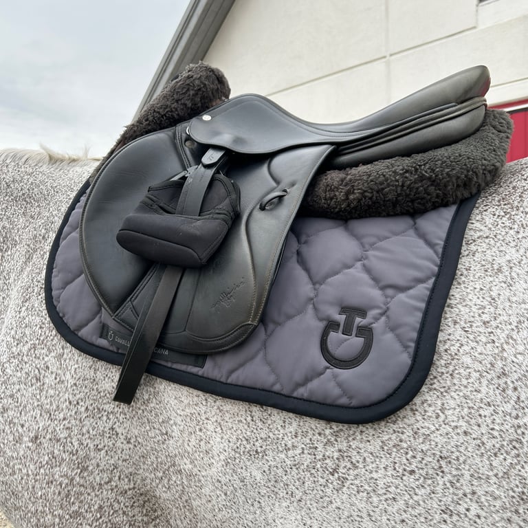 Grått schabrak från Cavalleria Toscana - bild 2