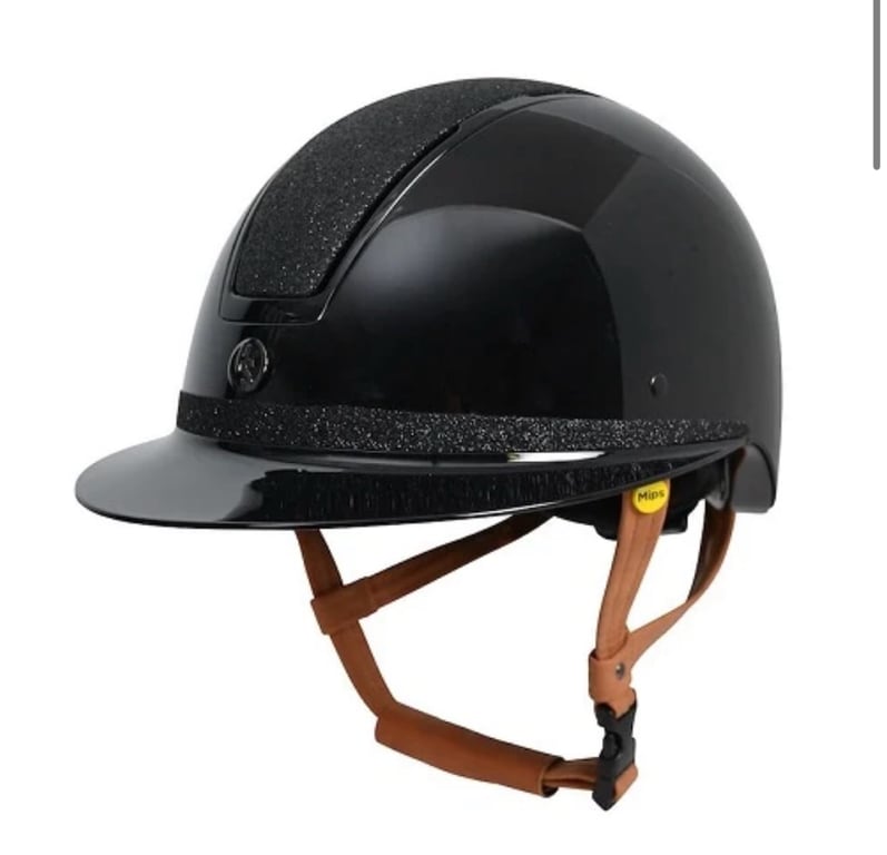 Hansbo sports hjälm