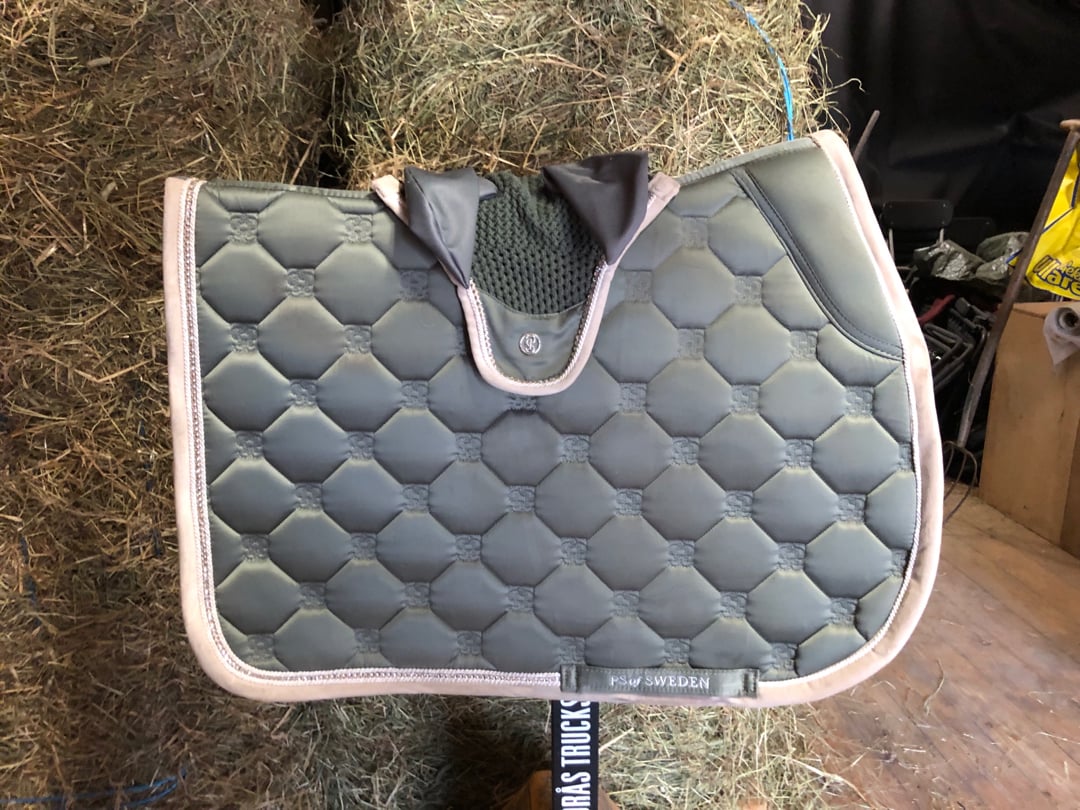 Fint hopp schabrak och huva från PS of Sweden - bild 1