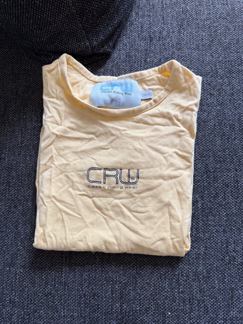 Gul t-shirt från CRW