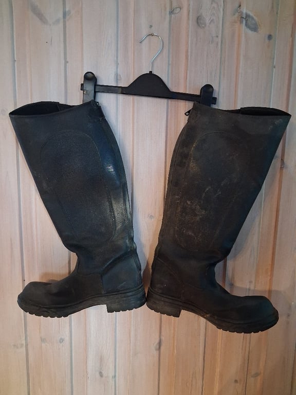 Svarta fodrade ridstövlar - bild 2