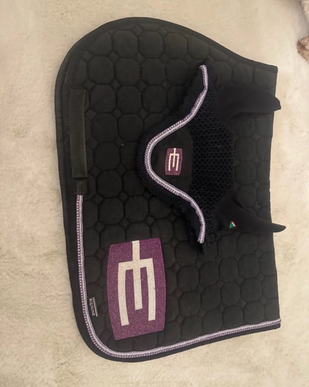 Svart schabrak från Equiline