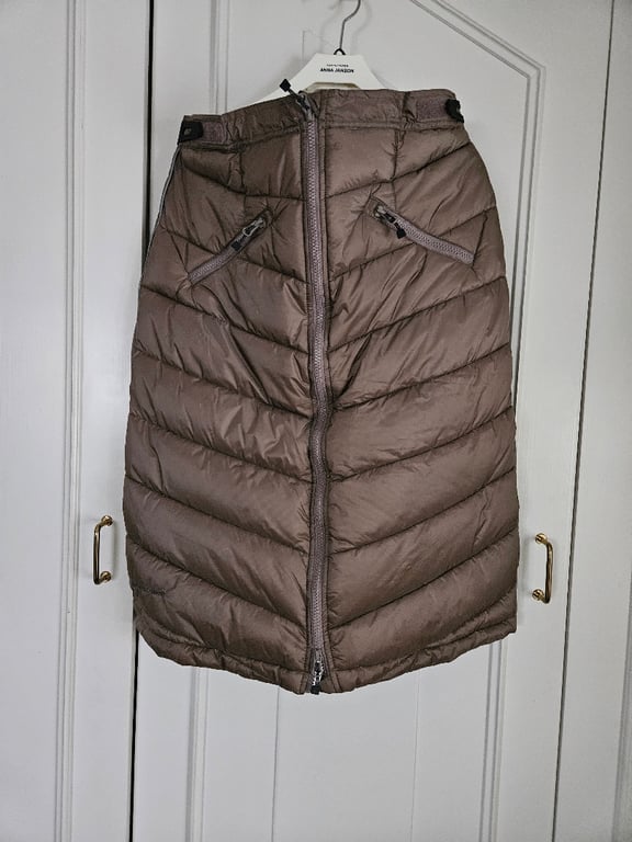 Jacka och kjol från Uhip - bild 3