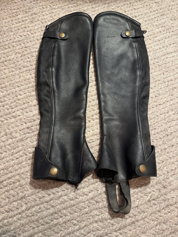 Dy’on chaps – ca 60 cm höga xs  - bild 1