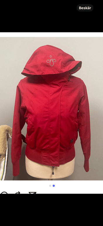 Röd jacka från Kyra K - bild 1