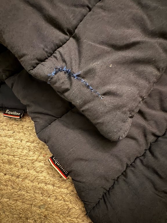 Mörkblå benpaddar  - bild 3