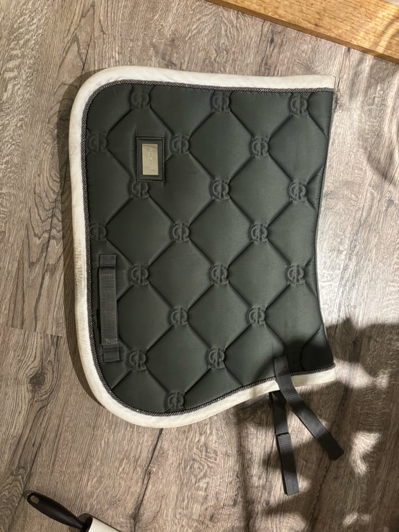 Grönt schabrak från Equestrian Stockholm - bild 1