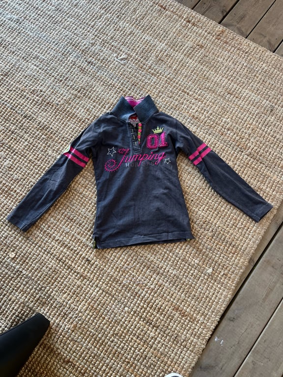 Grå långärmad tröja.  - bild 1