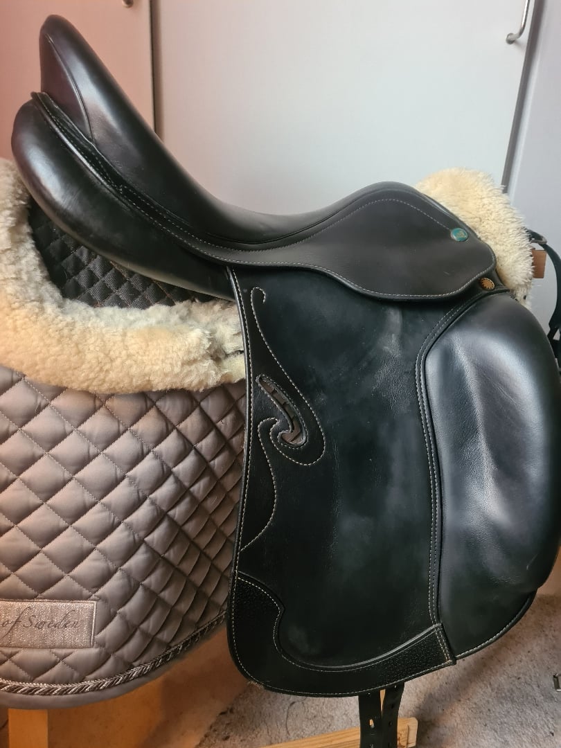 Svart sadel Prestige Passion - bild 2