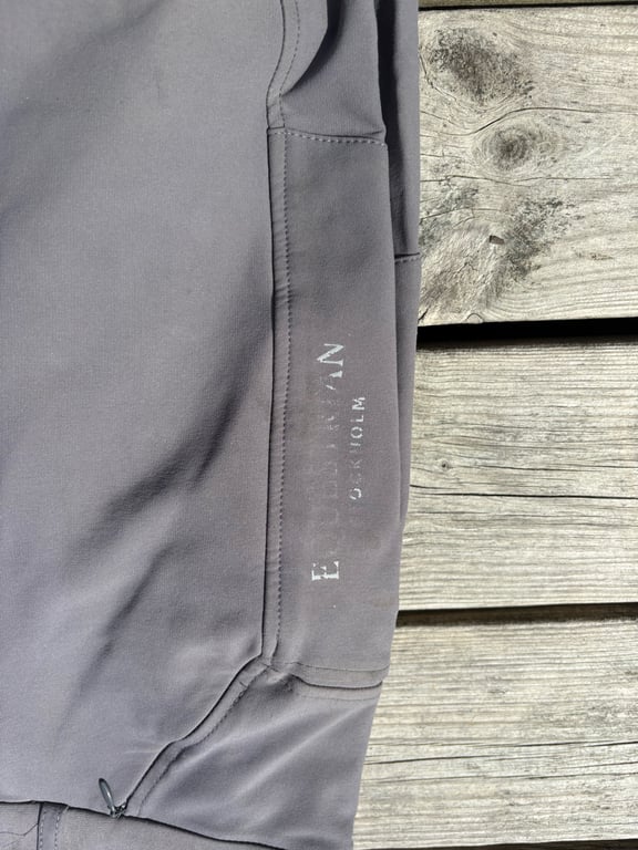 Grå ridbyxor från Equestrian Stockholm  - bild 3