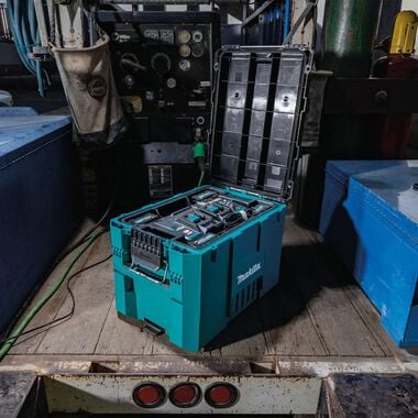 makita-maktrak-extra-large-extension-tool-box