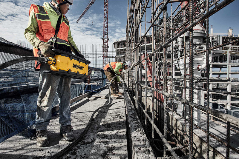 DEWALT POWERSHIFT Powerpack Vibrator
