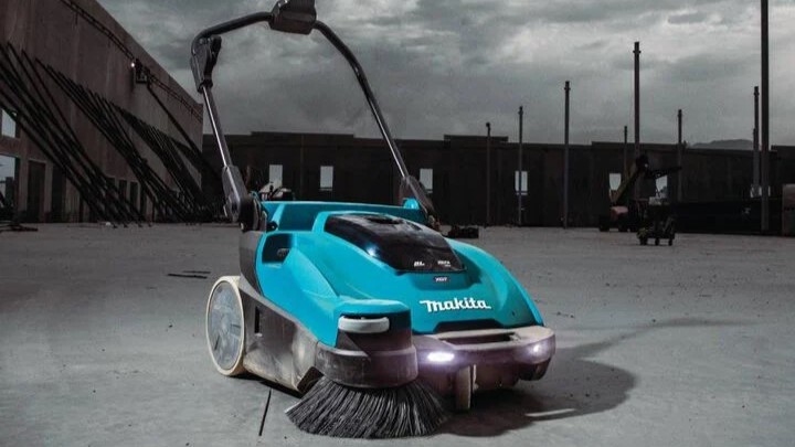 Complete Guide to Makita XGT Vacuums & Sweepers: Professional Dust Extraction for Every Job Site