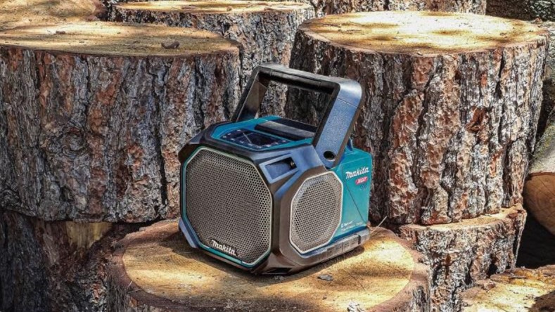 The BEST Sound For Your Jobsite: Makita GRM05 40V MAX XGT / 18V LXT Bluetooth Speaker Showcase