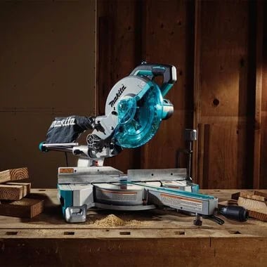 makita-8-12-inch-slide-compound-miter-saw