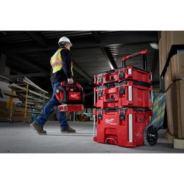 milwaukee-packout-tool-box-set-with-new-low-handle-rolling-tool-box-packout2