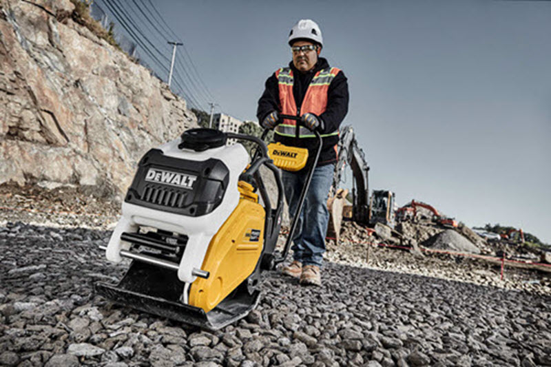 DEWALT POWERSHIFT Plate Compactor