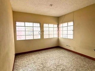 ⭕️ NUEVO PRECIO
BODEGA EN ALQUILER o VENTA 📍 Zona 1, Ciudad de Guatema - 4