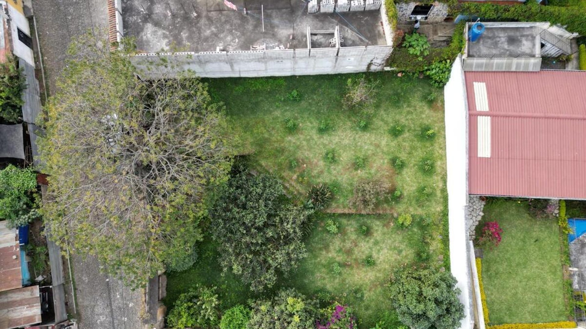 SAN JUAN EL OBISPO / Terreno en Venta , Antigua