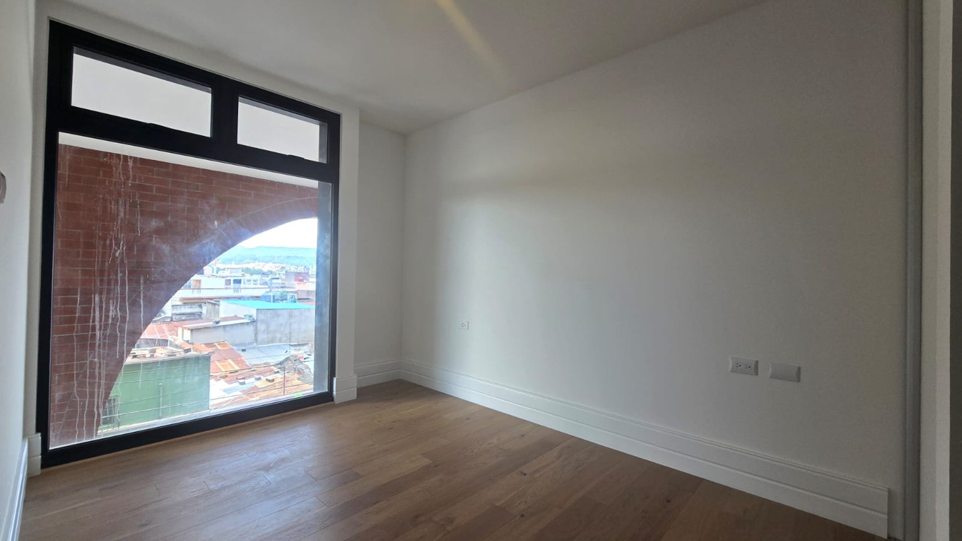 RENTA Apartamento Zona 5 Céntrico  - Miniatura 5