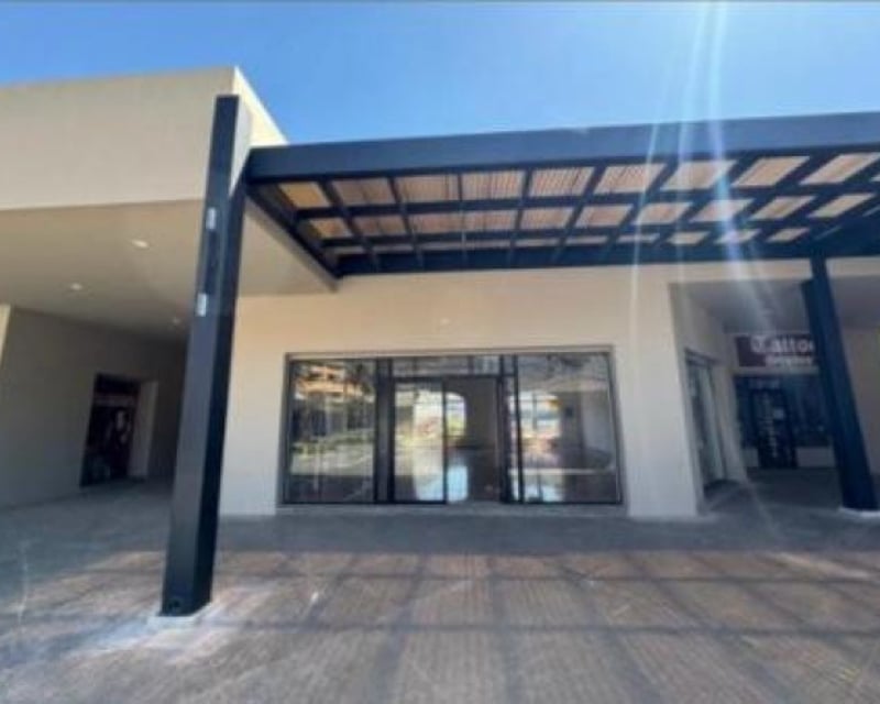 Local en Centro Comercial Flores Del Lago