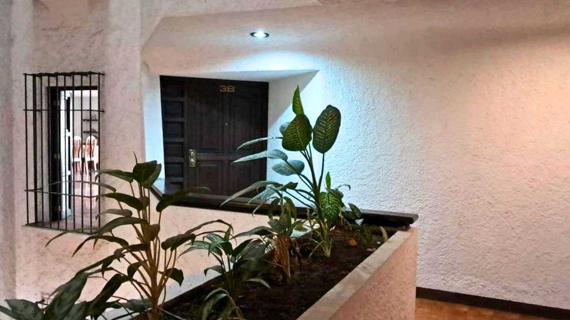 APARTAMENTO AMUEBLADDO EN ALQUILER???? Edificio Las Cañas, Zona 10 - Miniatura 2
