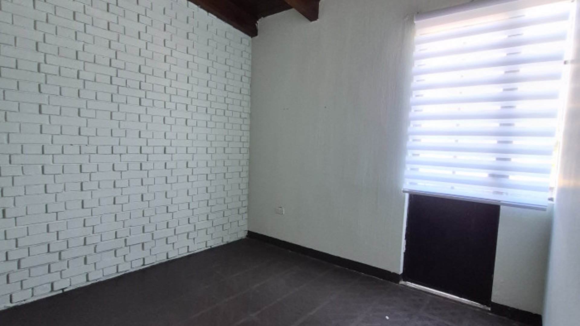 Casa en renta para oficinas zona 15 Vista Hermosa 1 - Miniatura 3