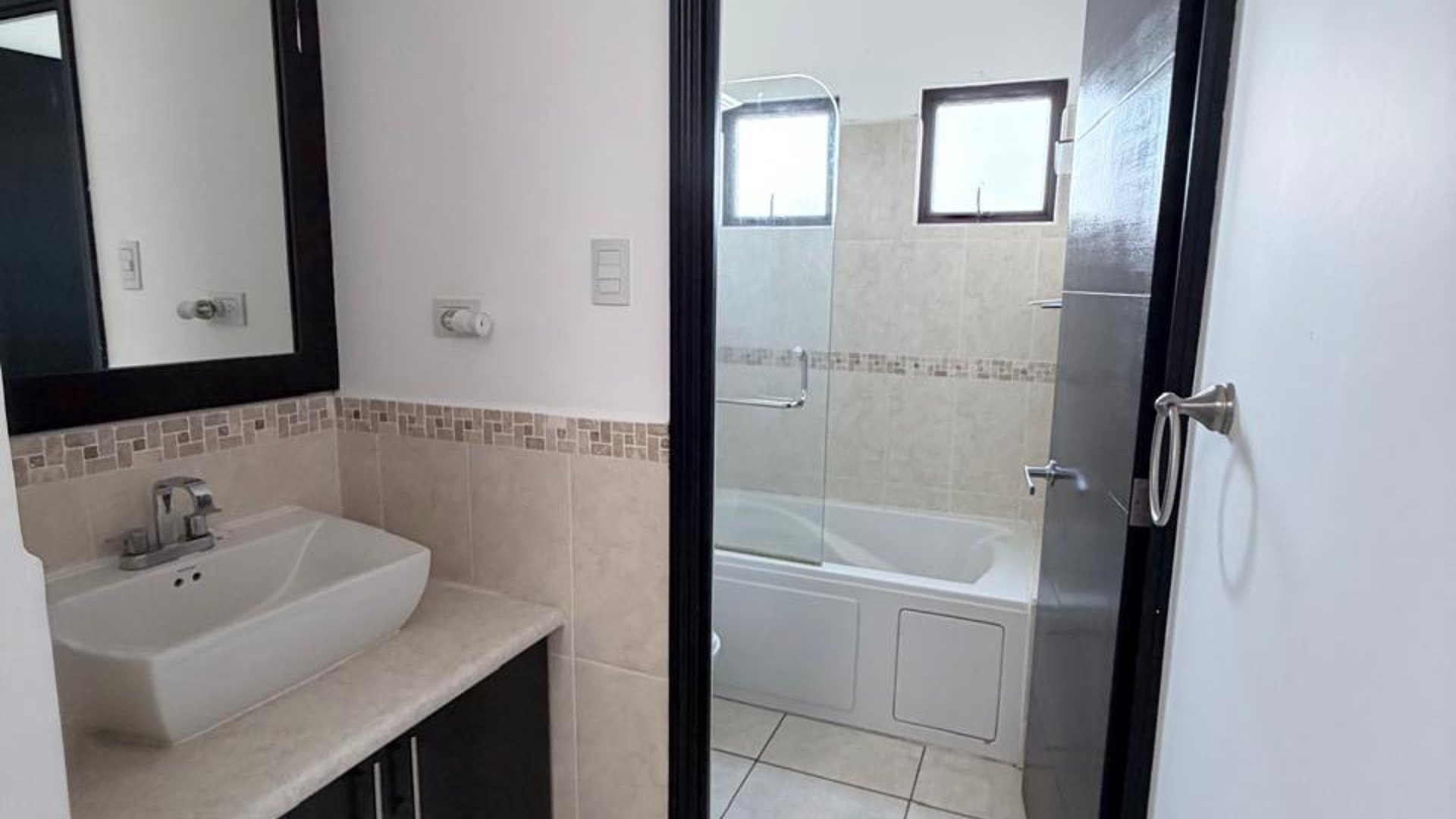 CASA EN VENTA | SAN ISIDRO | ZONA 16 - Miniatura 6