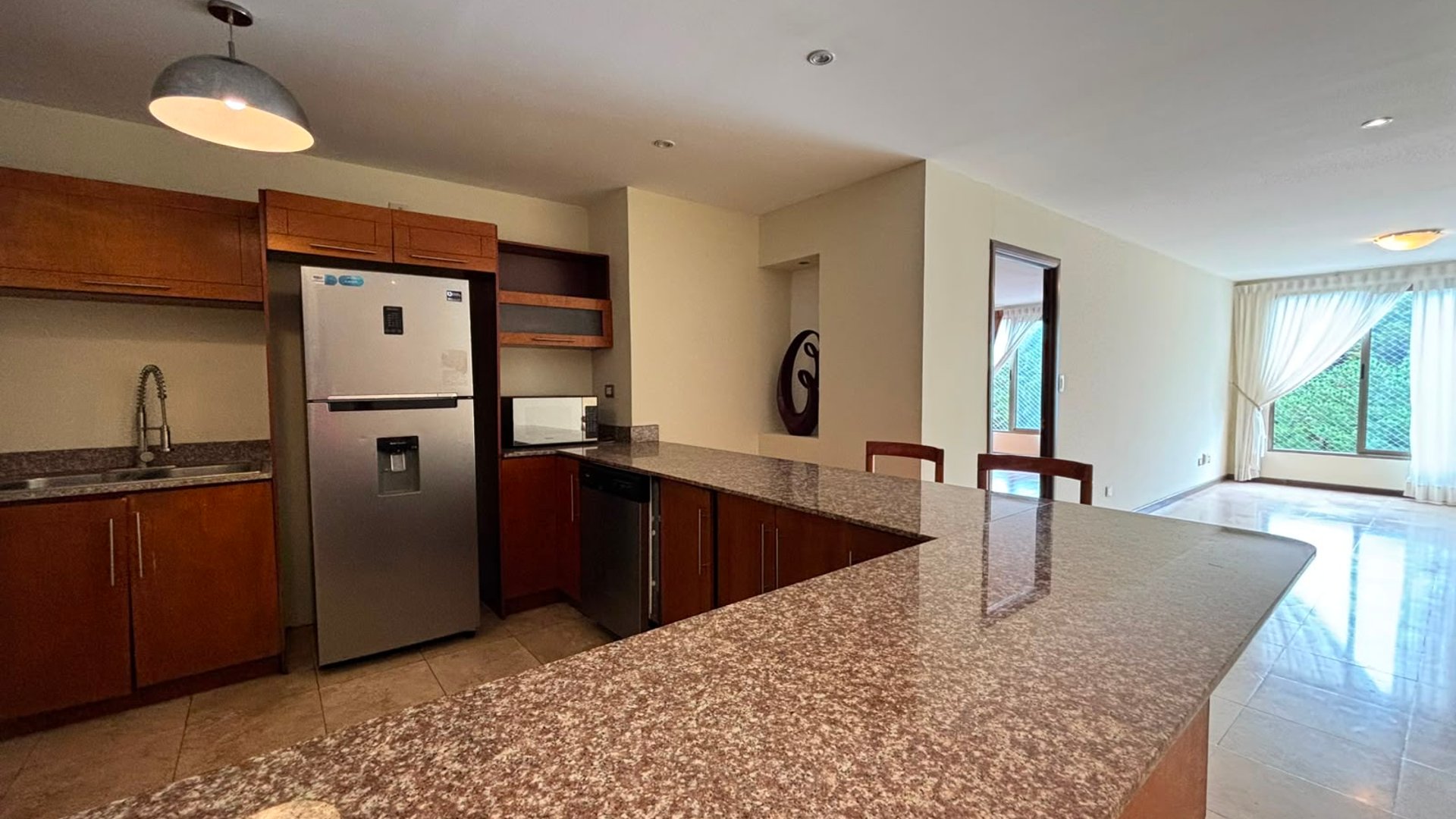 RENTA Apartamento Zona 16 La Montaña Edificio Santa Fe  - Miniatura 4