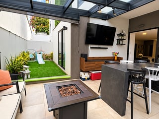 Exclusivo Apartamento boutique en Venta , Zona 15 –  Con Jardín Privado - 2