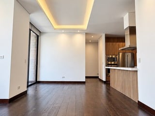 Apartamento en venta y renta en Echo, zona 14, con amplio balcón - 3