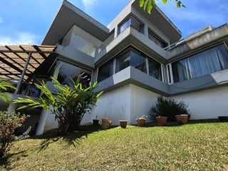Espectacular Casa en Venta cercana Zona 15 Guatemala - 3