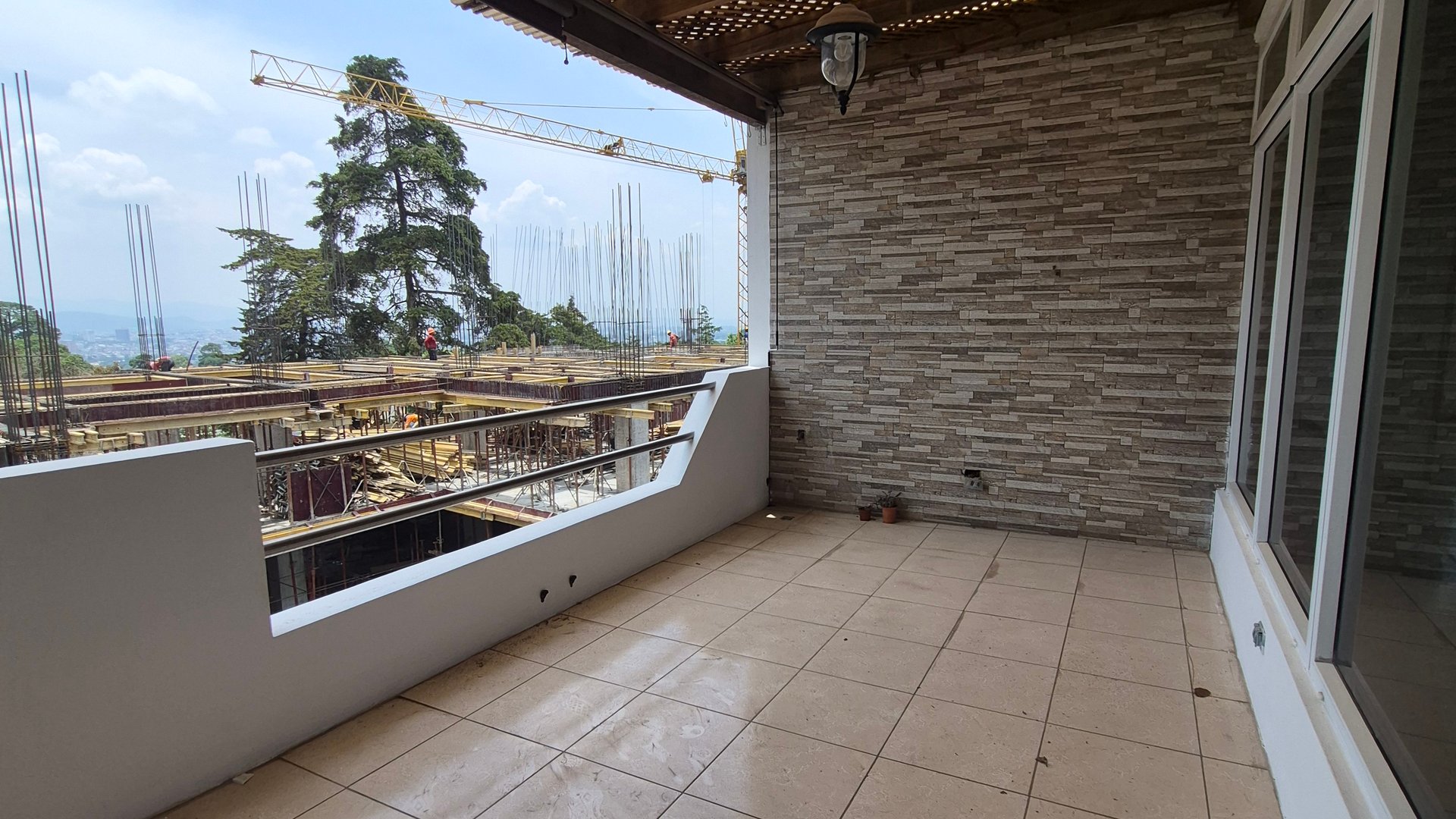 Apartamento en Renta en Kanajuyu 2 Zona 16 - Miniatura 3