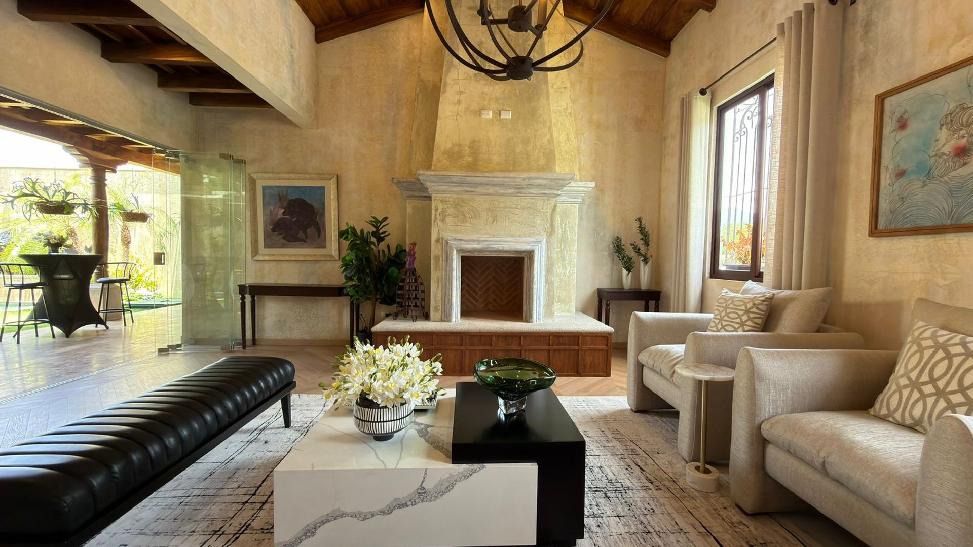 HERMOSA CASA EN VENTA EN CONDOMINIO EXCLUSIVO DE ANTIGUA G. - Miniatura 3