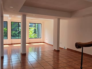 Casa en renta - La Villa, Zona 14 - Residencial o comercial Ref-6105 - 2