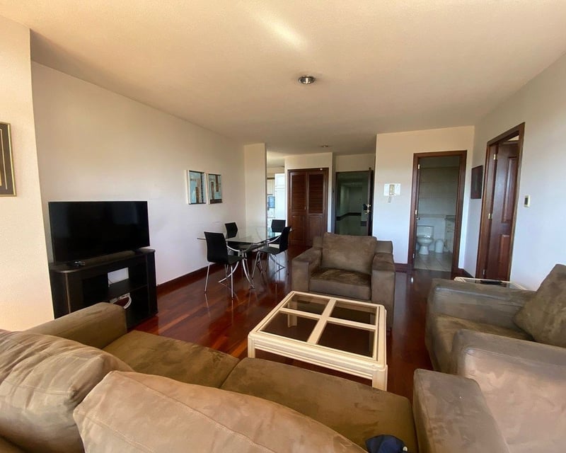 Apartamento Amueblado en Alquiler en zona 14