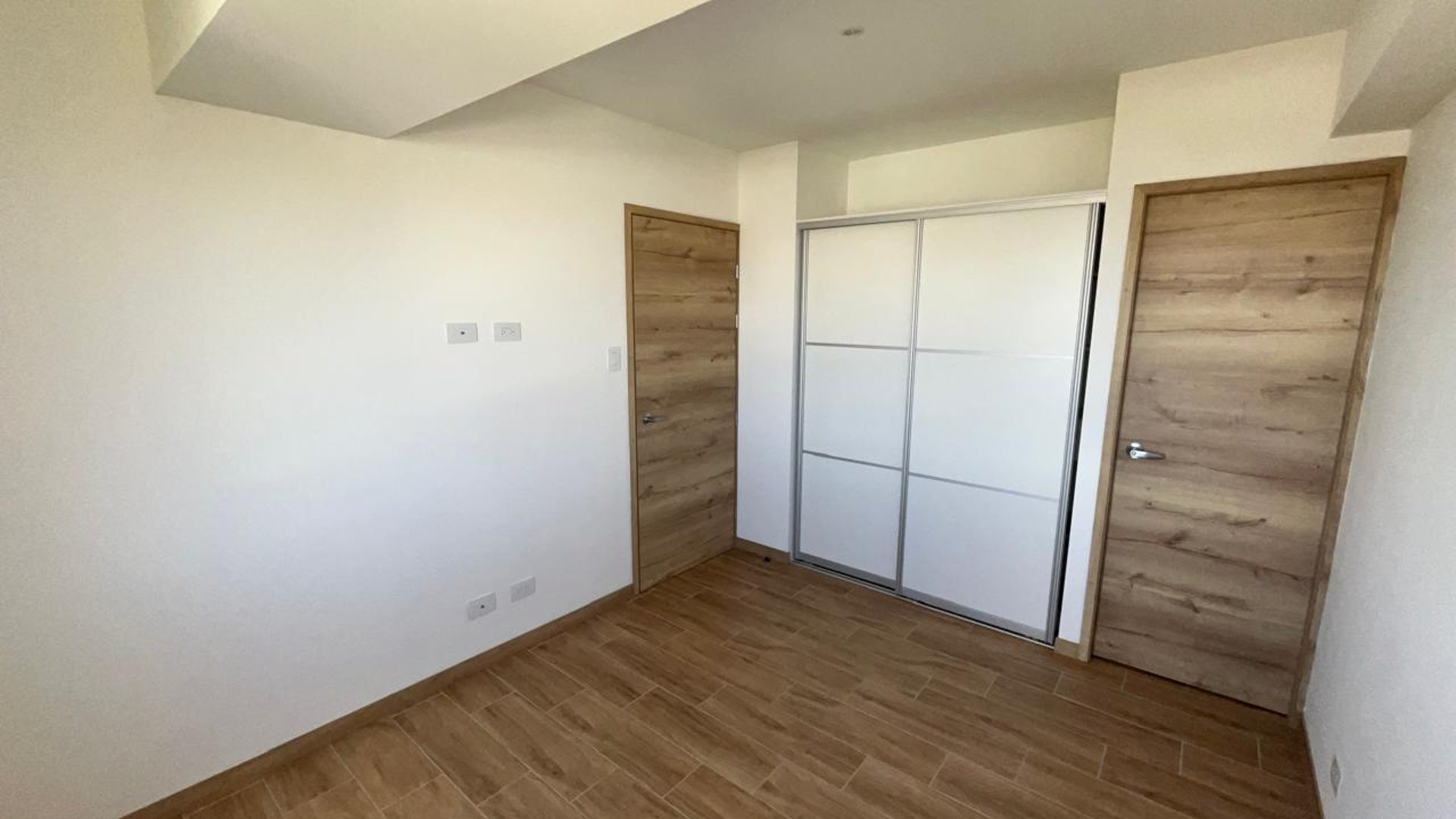 VENTA Apartamento Zona 9 Cendana - Miniatura 4