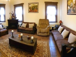 CASA EN VENTA DE LUJO AMUEBLADA EN JARDINES DE SANTIAGO | SACATEPÉQUEZ - 2