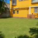 Venta de casa de 2 niveles en Colonia Lourdes zona 16
