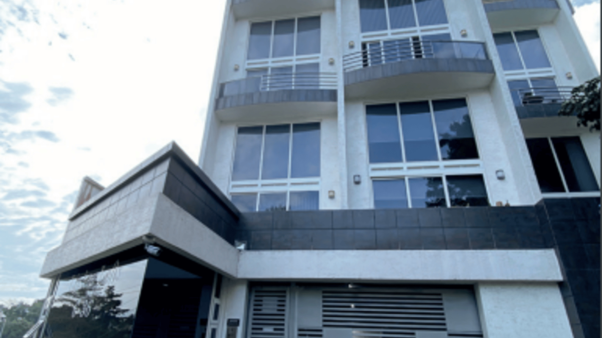 Penthouse amueblado en renta 16 / Lindora Loft - Image 1