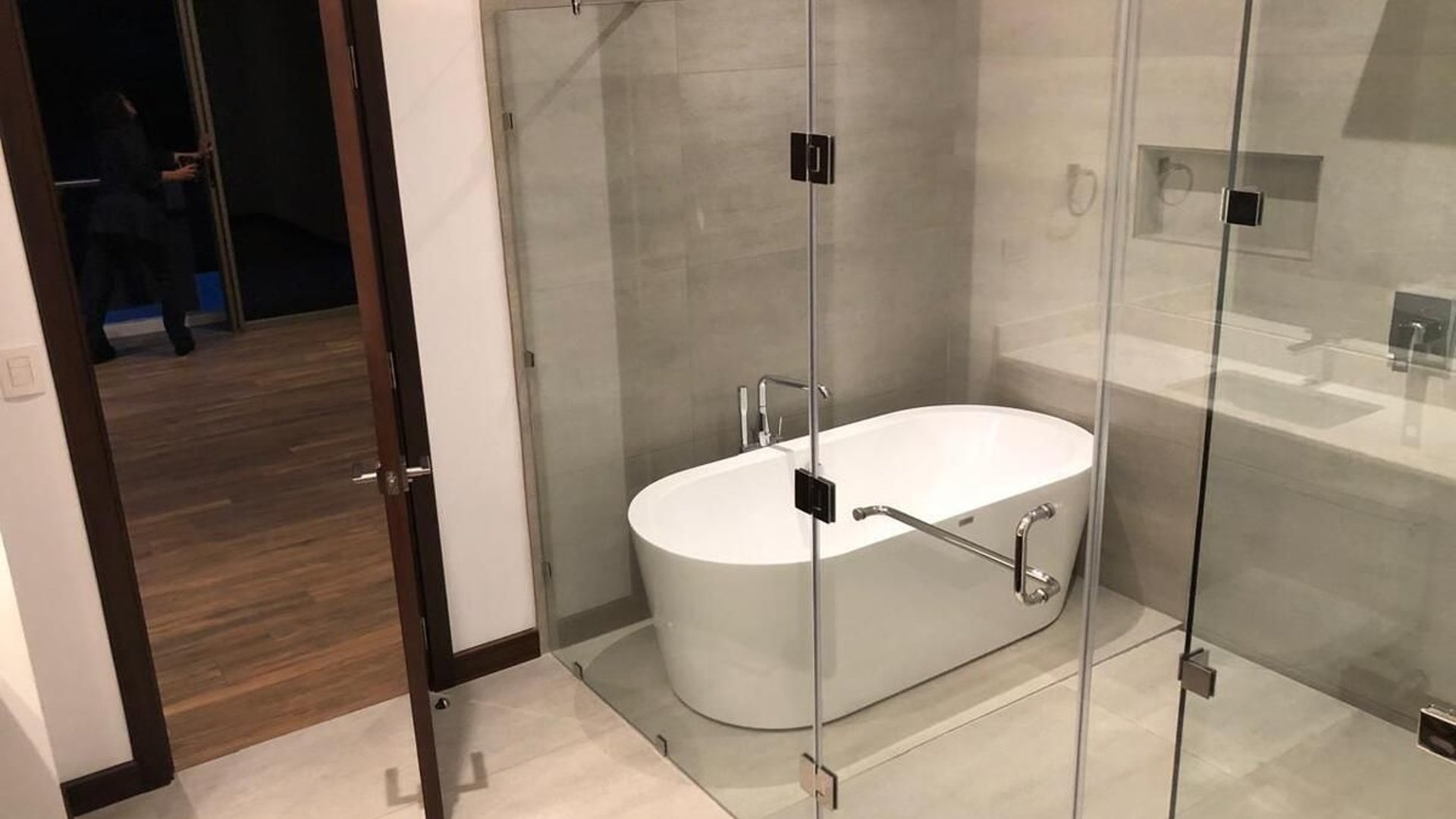 ACANTOS DE CAYALÁ / Apartamento en Renta, zona 16 - Miniatura 9