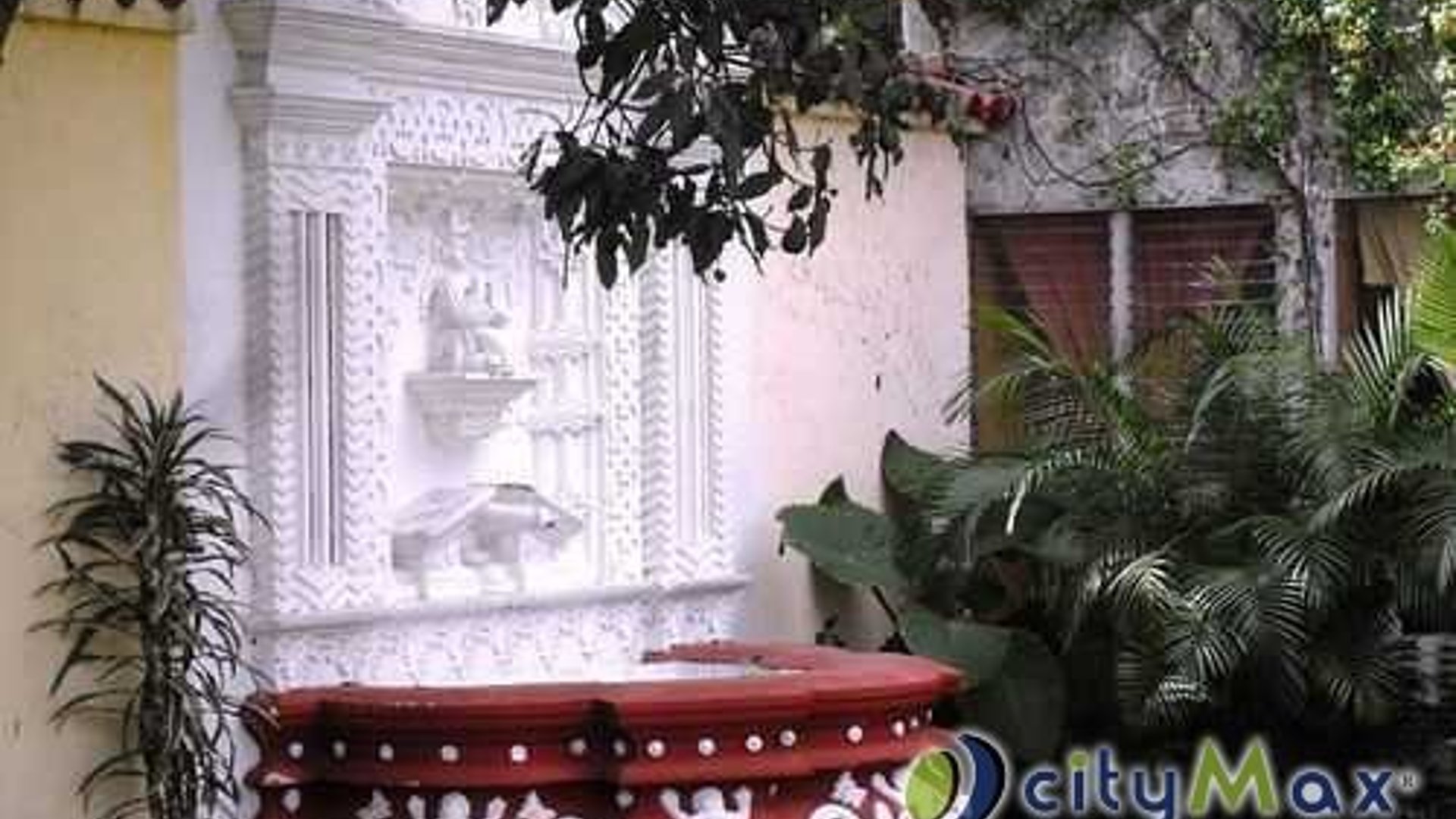 LOCAL COMERCIAL EN RENTA EN ANTIGUA GUATEMALA
