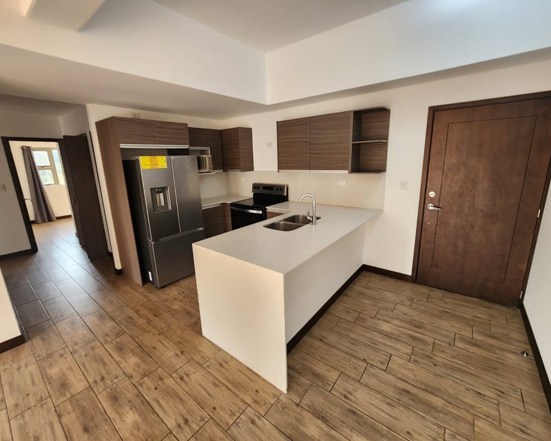 Apartamento en Renta en Zona 10 - 3 habitaciones - Piscina - Ref-4719