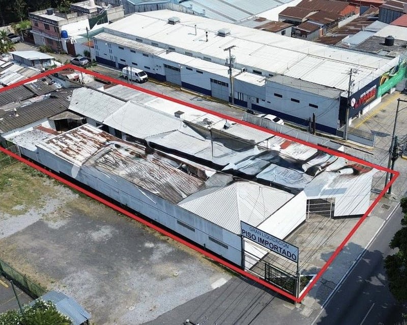 Propiedad Comercial en Renta sobre Avenida Petapa, Zona 12