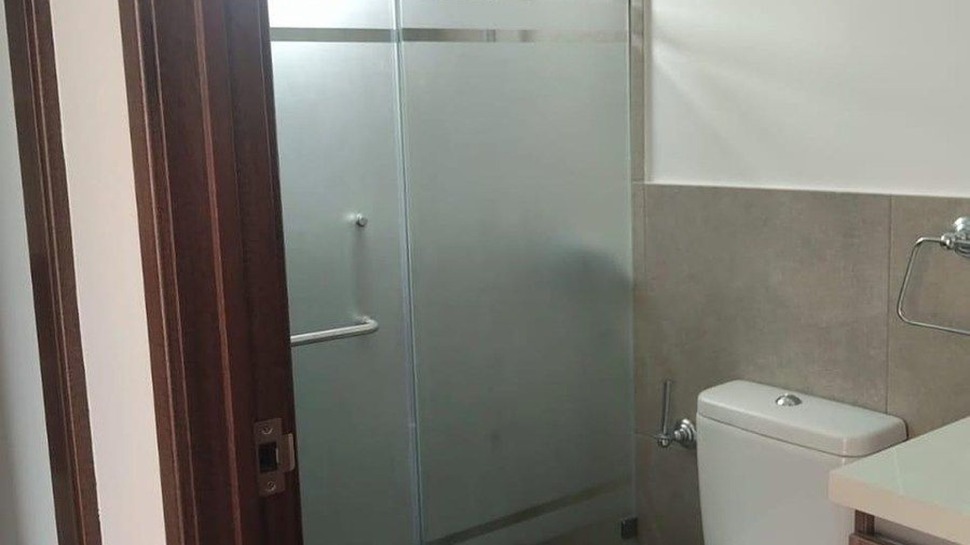 Apartamento en Venta – Edificio Moretti, Zona 10 - Miniatura 9