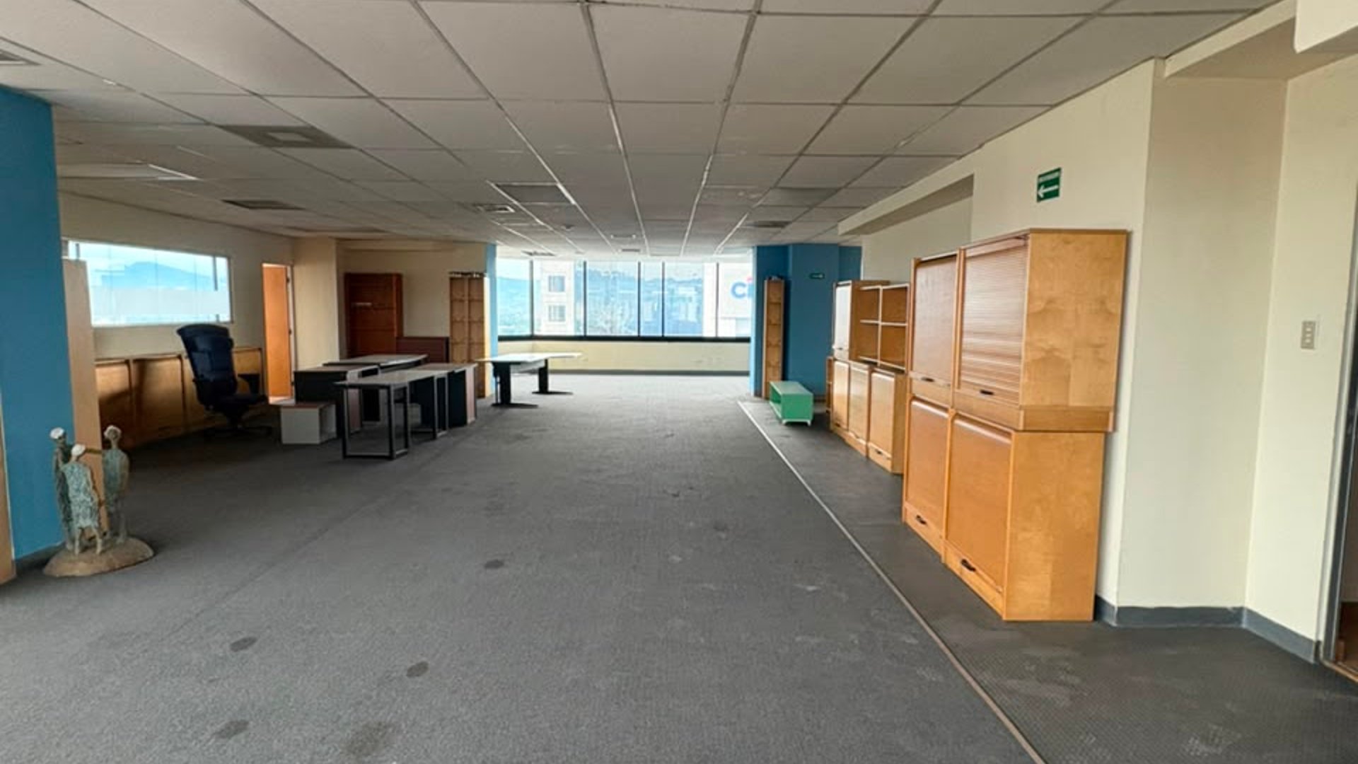 ???? OFICINA EN RENTA – 892 M² | EDIFICIO MURANO CENTER | ZONA 10 - Miniatura 7