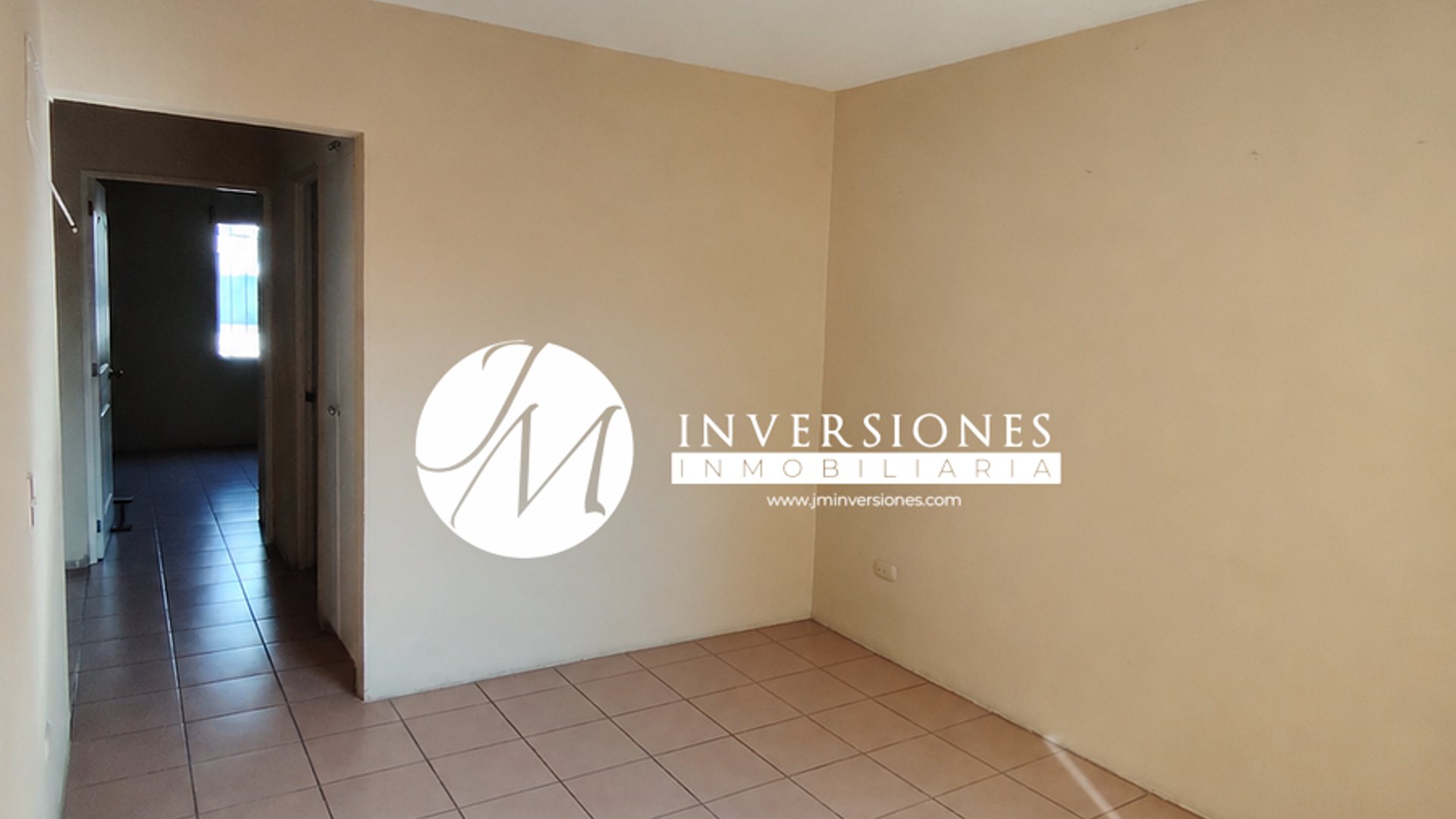 Casa en renta de 4 Dormitorios en zona 12 - Miniatura 5